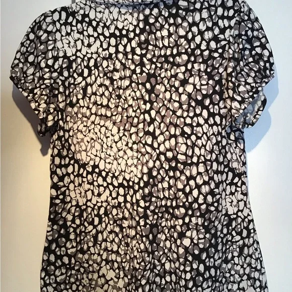 Reitmans Black & White Women’s Short Sleeves Top Size US S - Picture 12 of 15